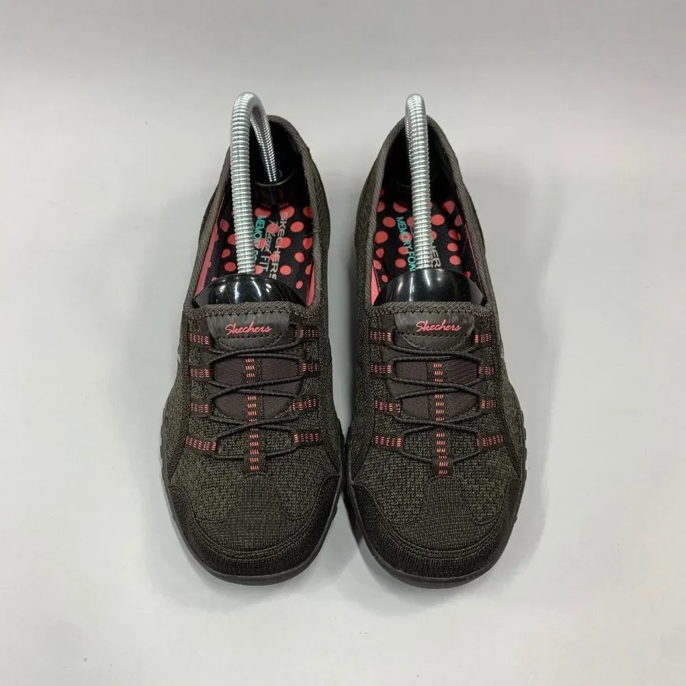 Skechers Breath Easy Shoes Women's Size 7 Brown Relaxed Fit Memory Foam Sneakers
